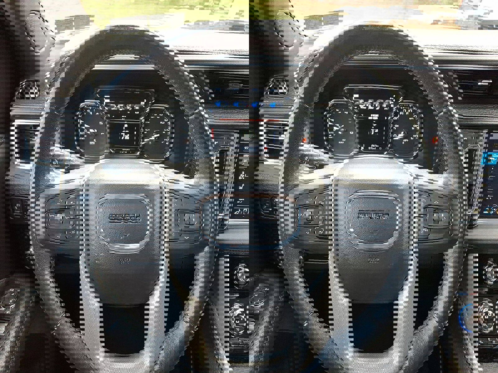 Certified 2021 GMC Yukon XL Denali image 16