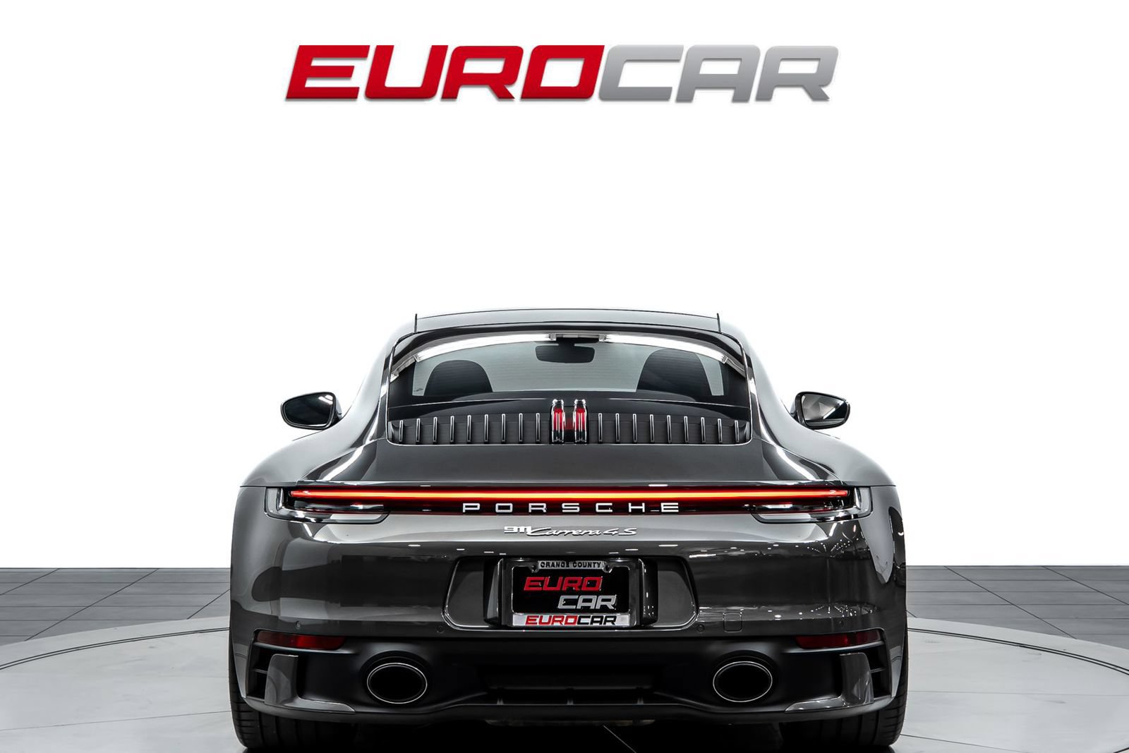 Used 2024 Porsche 911 Carrera 4S w/ Sportdesign Package AWD/4WD image 4