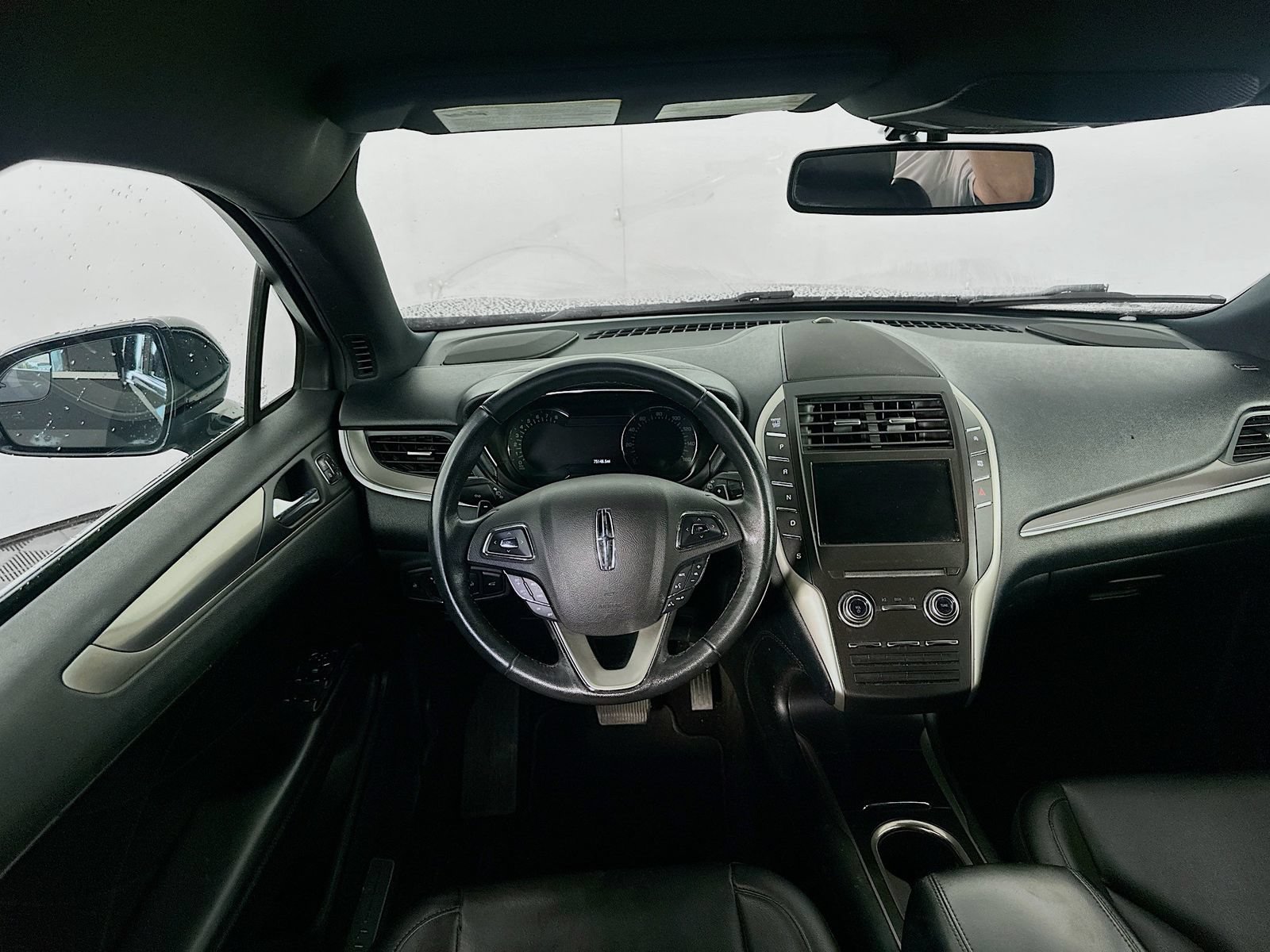 Used 2018 Lincoln MKC Premiere FWD image 21