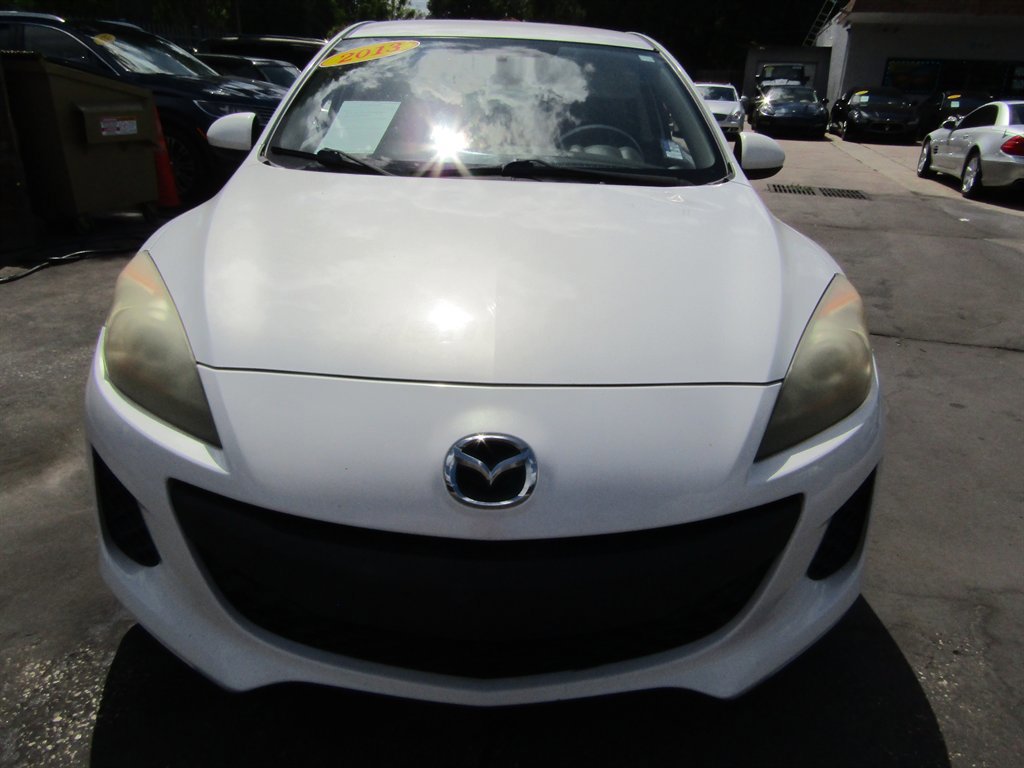 Used 2013 MAZDA MAZDA3 i SV w/ Convenience Pkg image 2
