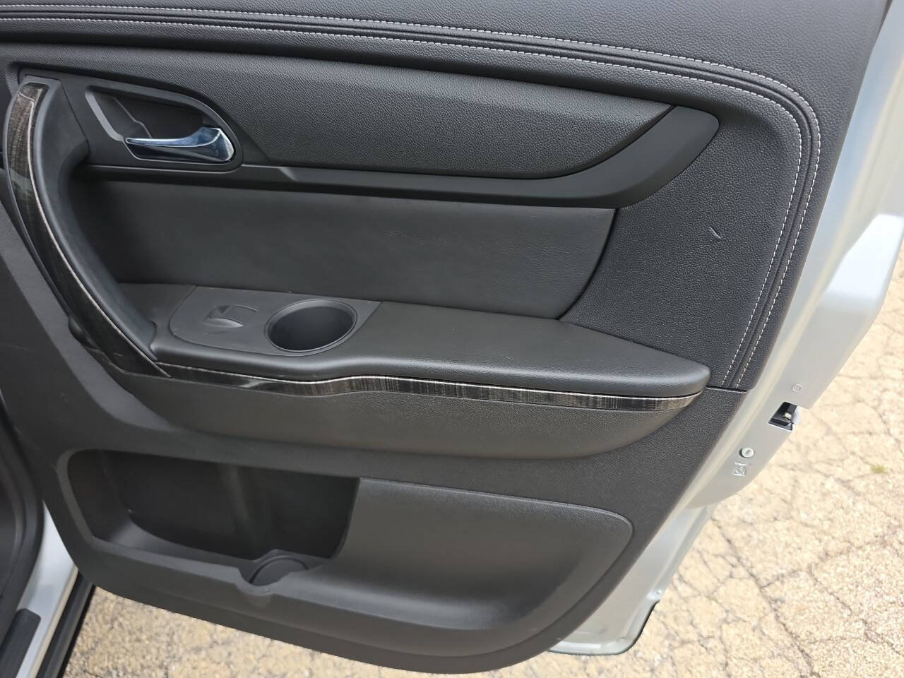 Used 2013 GMC Acadia SLT FWD image 28