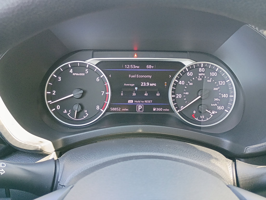 Used 2025 Nissan Sentra SV FWD image 19
