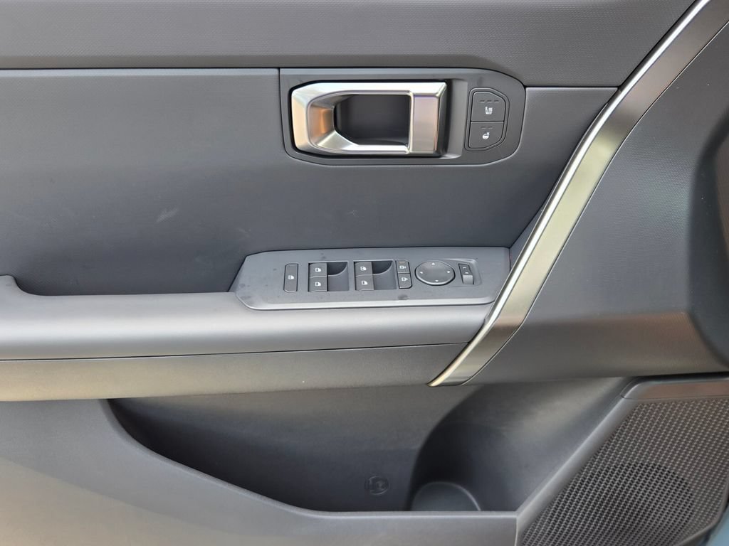 New 2027 Kia Seltos X-Line S w/ X-Line S Premium Package AWD/4WD image 14