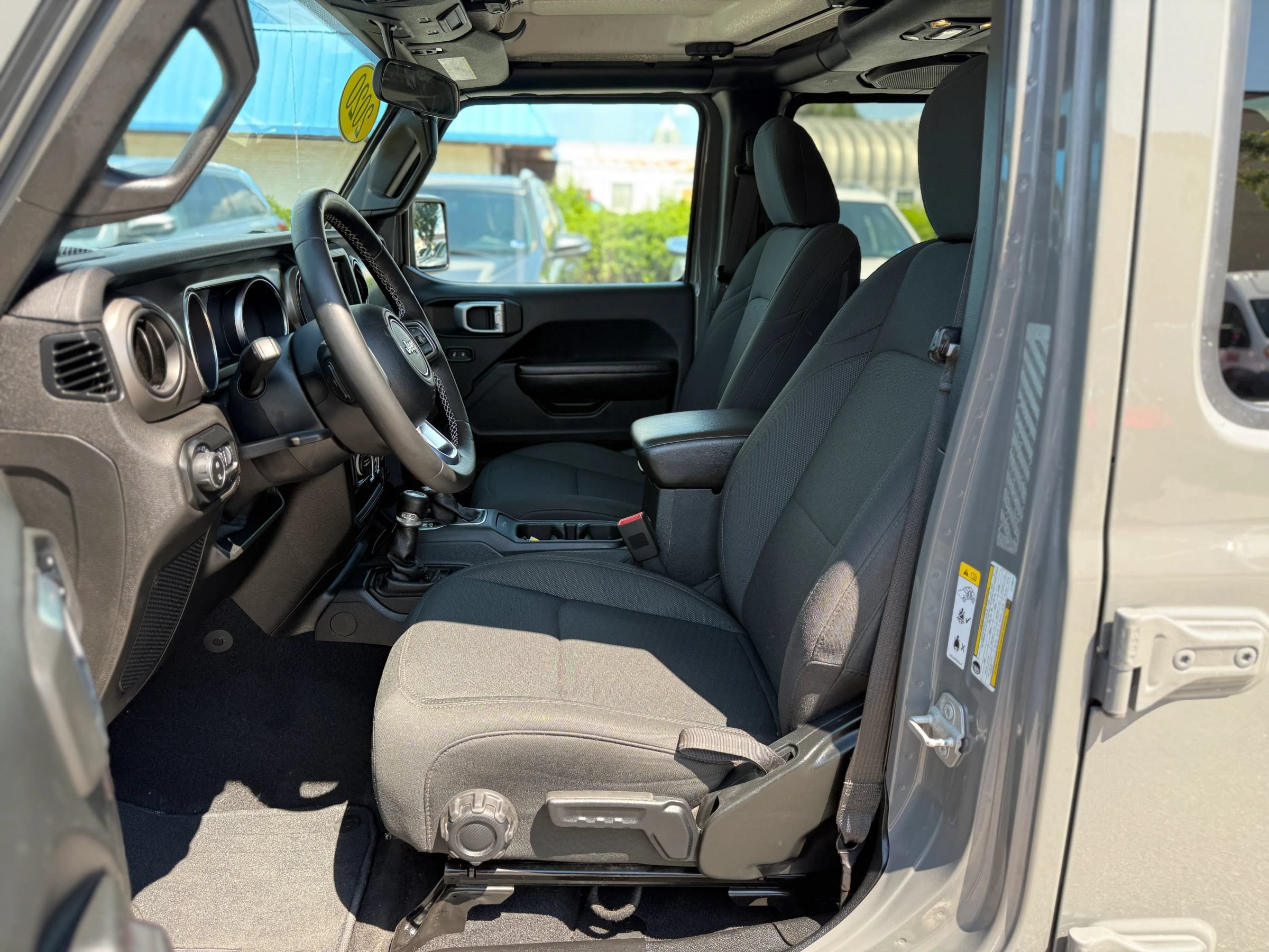 Used 2020 Jeep Gladiator Sport w/ Quick Order Package 24S AWD/4WD image 13