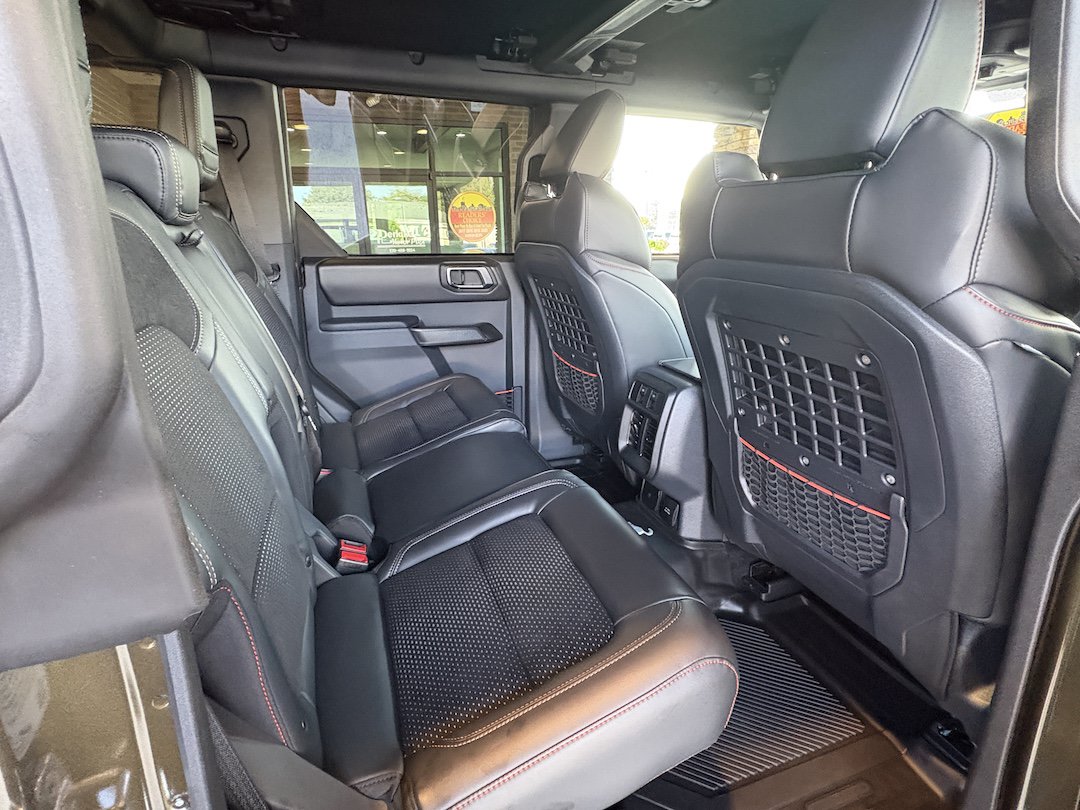 Used 2025 Ford Bronco Raptor AWD/4WD image 35