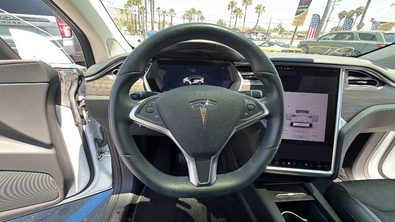 Used 2017 Tesla Model X 75D AWD/4WD image 11