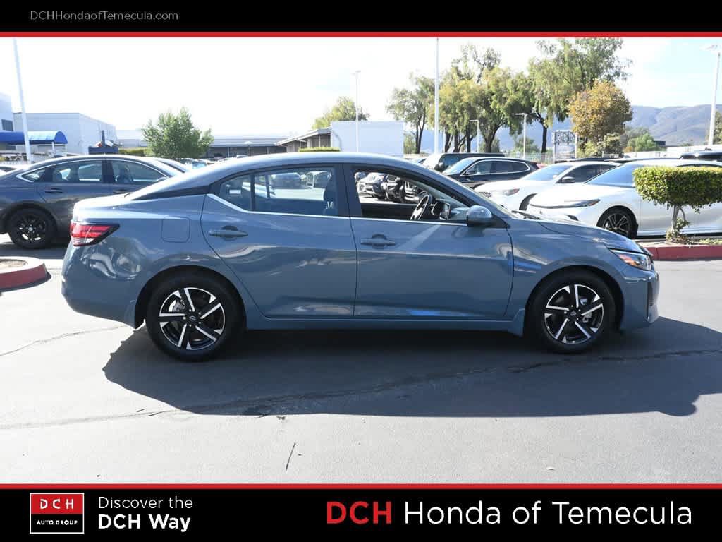 Used 2025 Nissan Sentra SV w/ All-Weather Package FWD image 5
