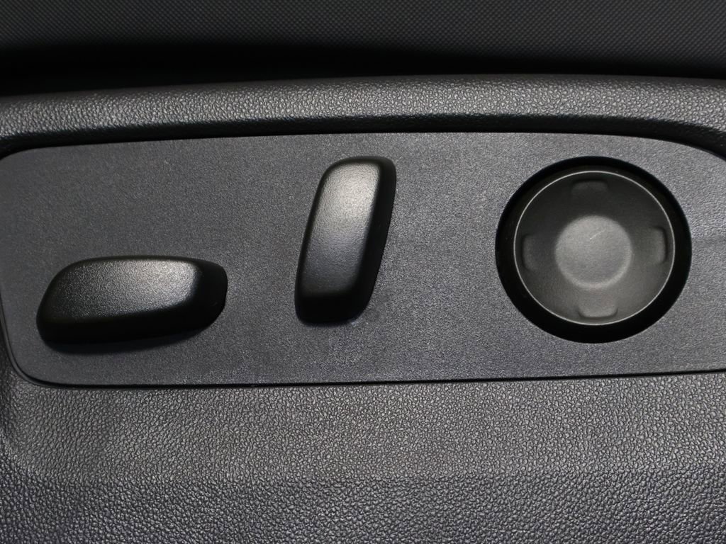 Used 2024 GMC Hummer EV 3X w/ LPO, Illumination Package image 31