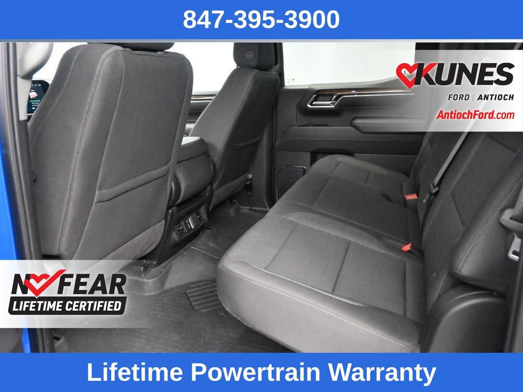 Used 2025 Chevrolet Silverado 1500 LT Trail Boss w/ LPO, Dark Essentials Package AWD/4WD image 13