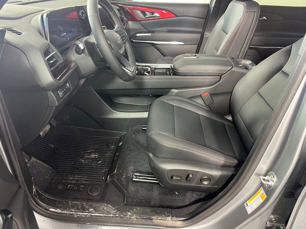 New 2026 Chevrolet Traverse Z71 w/ Driver Confidence Package image 15