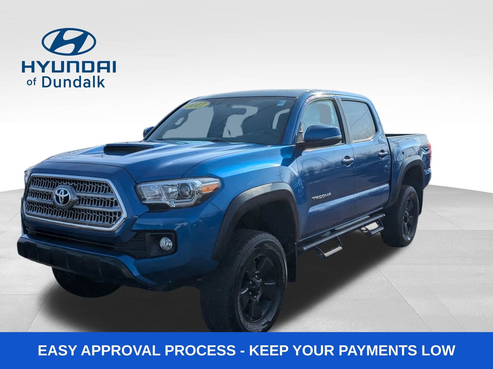 Used 2017 Toyota Tacoma TRD Off-Road w/ Tow Package (A/T)