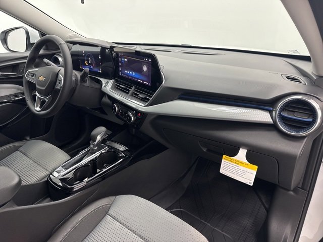 New 2026 Chevrolet Trax LT w/ Driver Confidence Package image 28