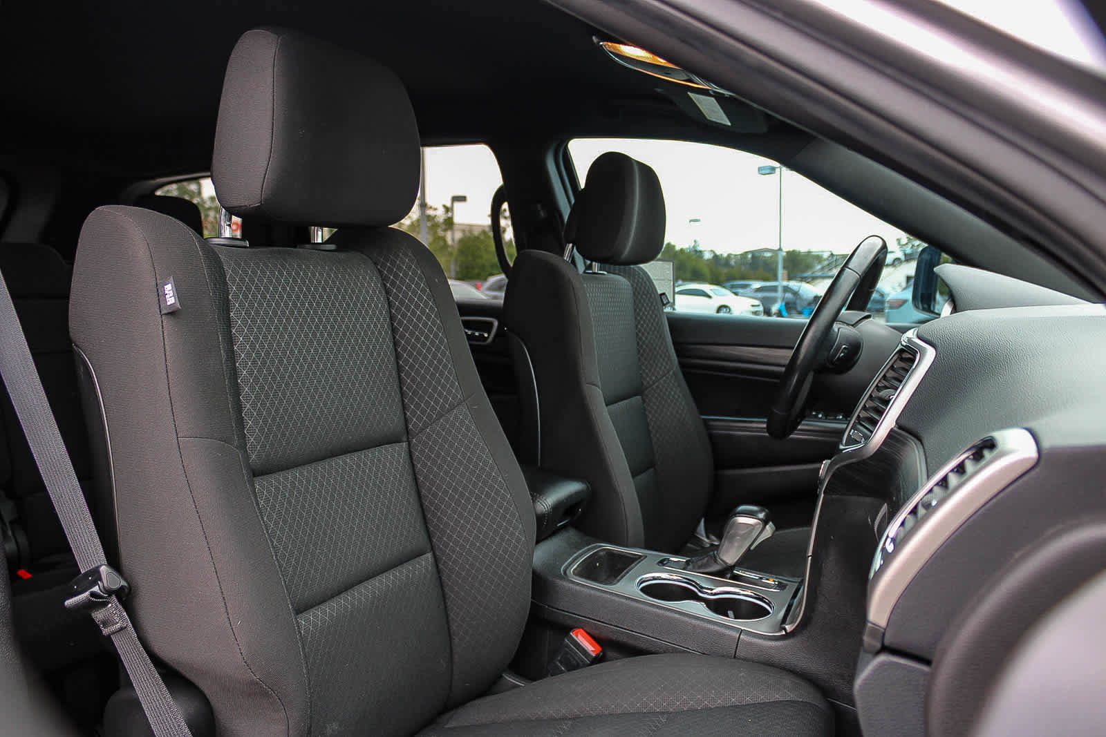 Used 2021 Jeep Grand Cherokee Laredo AWD/4WD image 16