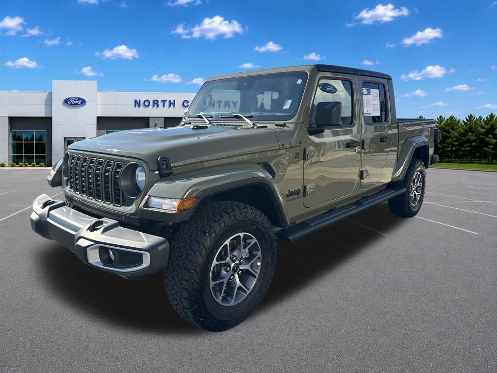 Used 2025 Jeep Gladiator Sport AWD/4WD image 5