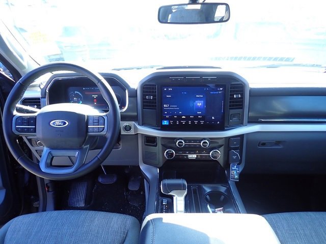 Used 2023 Ford F150 Lightning XLT image 12