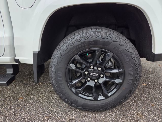 Used 2025 Chevrolet Colorado Z71 w/ Midnight Edition image 18