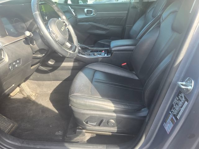 Used 2023 Kia Sorento SX AWD/4WD image 6