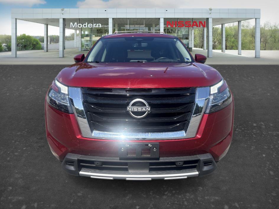 Certified 2023 Nissan Pathfinder Platinum AWD/4WD image 8