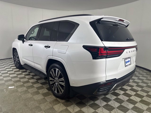 Used 2025 Lexus LX 700h Luxury w/ Appearance Package AWD/4WD image 7