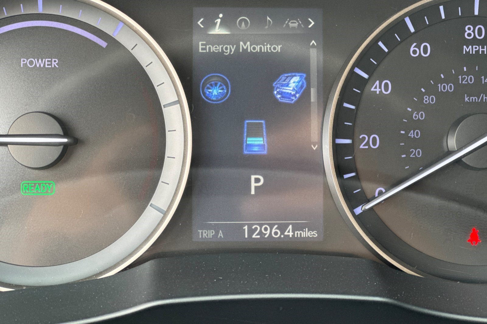 Used 2017 Lexus ES 300h w/ Navigation System Package FWD image 24