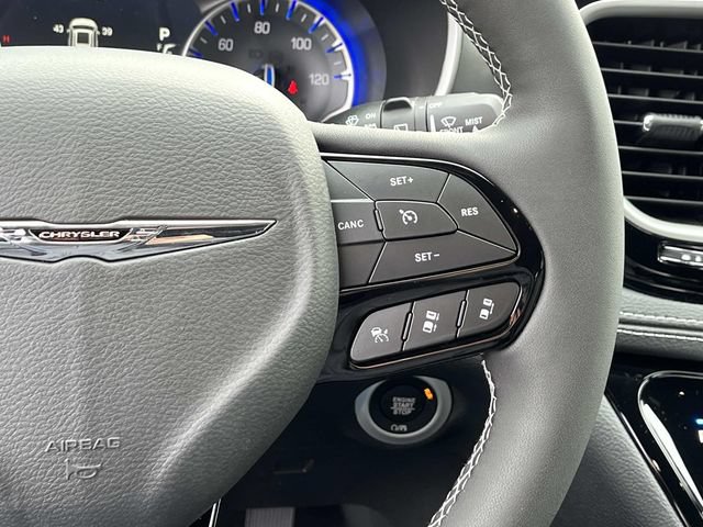 New 2026 Chrysler Pacifica Select w/ S Appearance Package AWD/4WD image 26