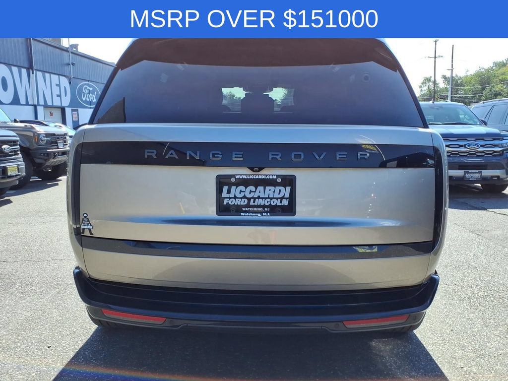 Used 2024 Land Rover Range Rover SE AWD/4WD image 6