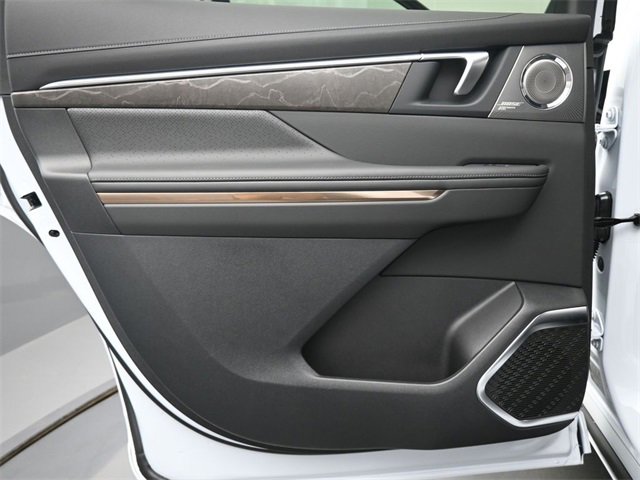 New 2026 Buick Enclave Avenir w/ Super Cruise Package image 14