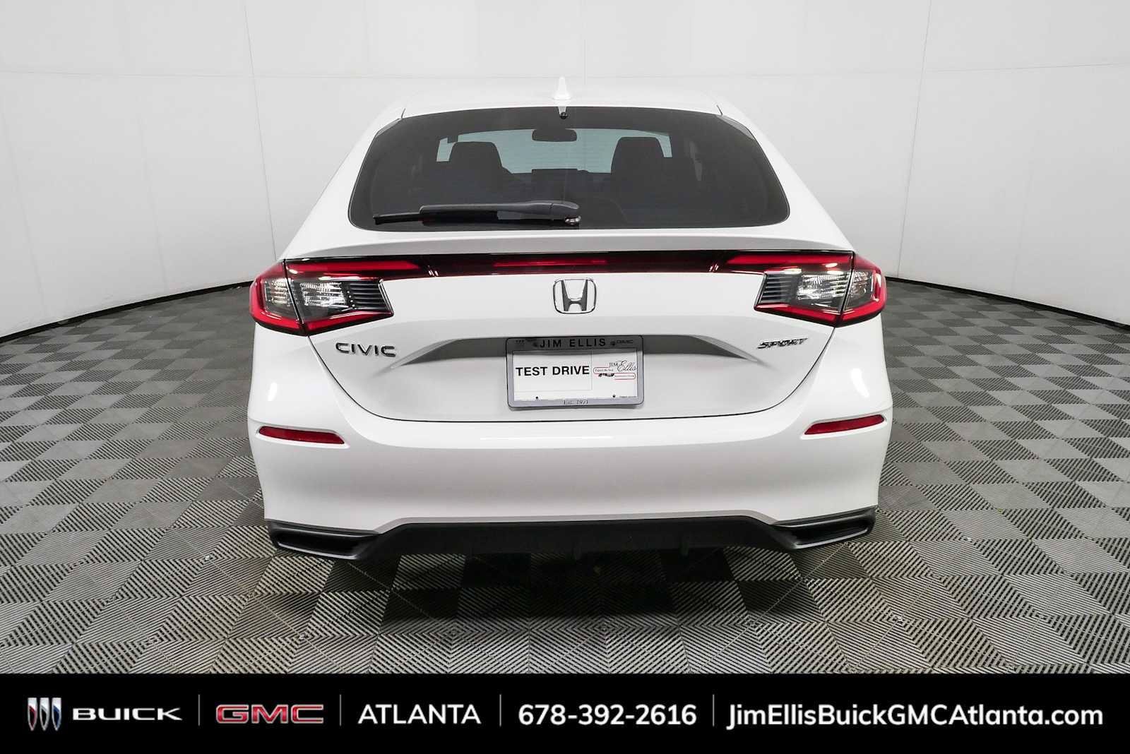 Used 2025 Honda Civic Sport image 25