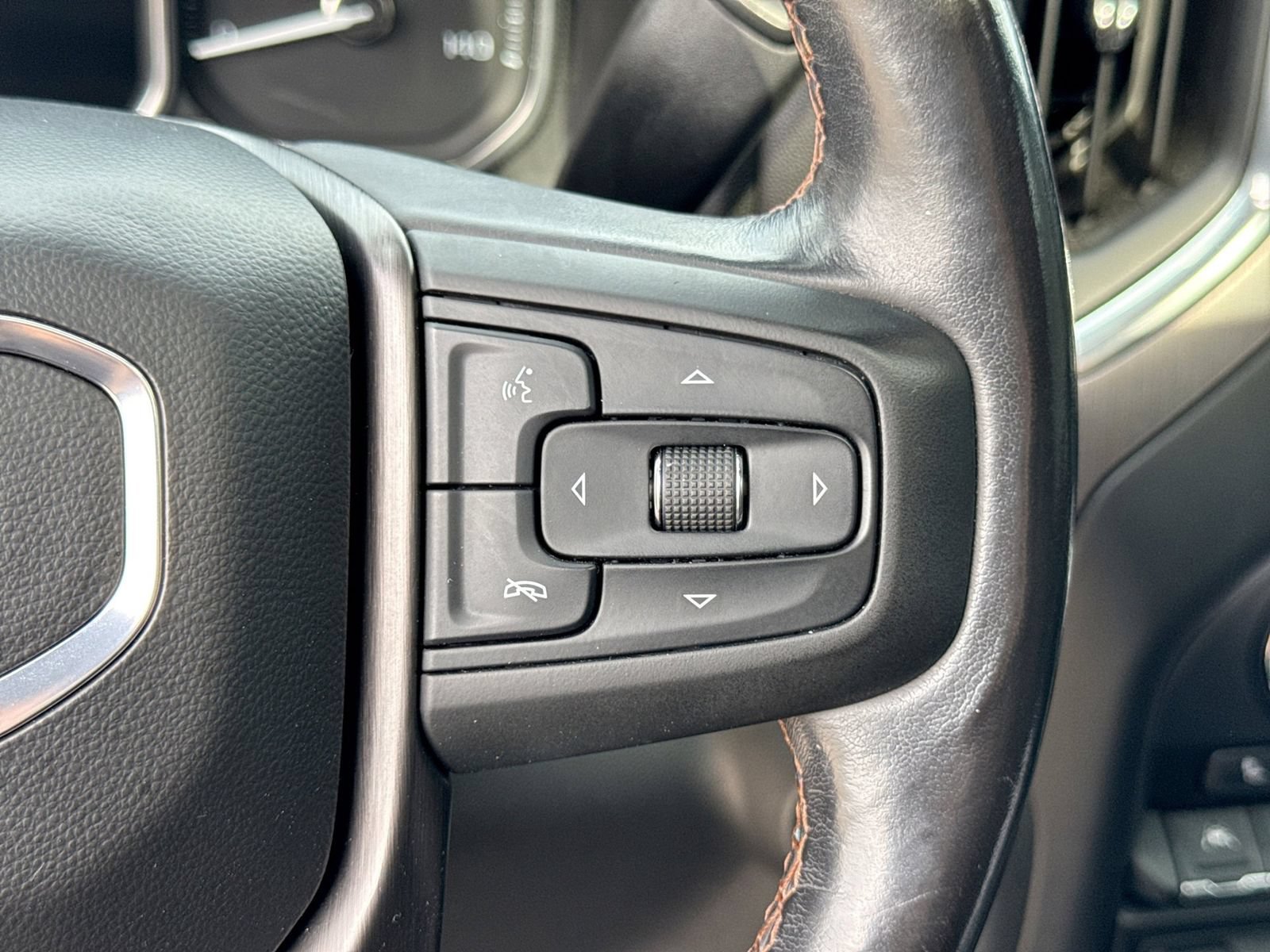 Used 2019 GMC Sierra 1500 AT4 w/ AT4 Premium Package AWD/4WD image 32