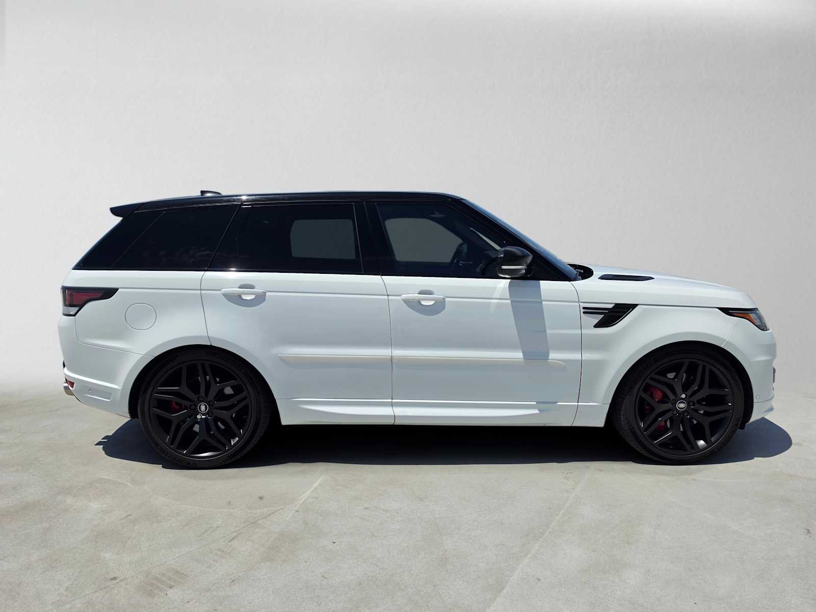 Used 2017 Land Rover Range Rover Sport Autobiography AWD/4WD image 11