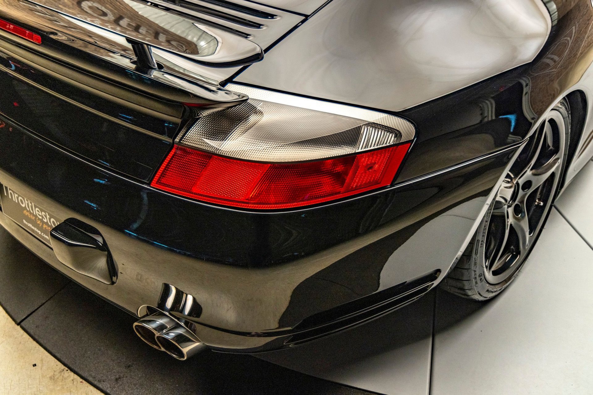 Used 2003 Porsche 911 Turbo image 31