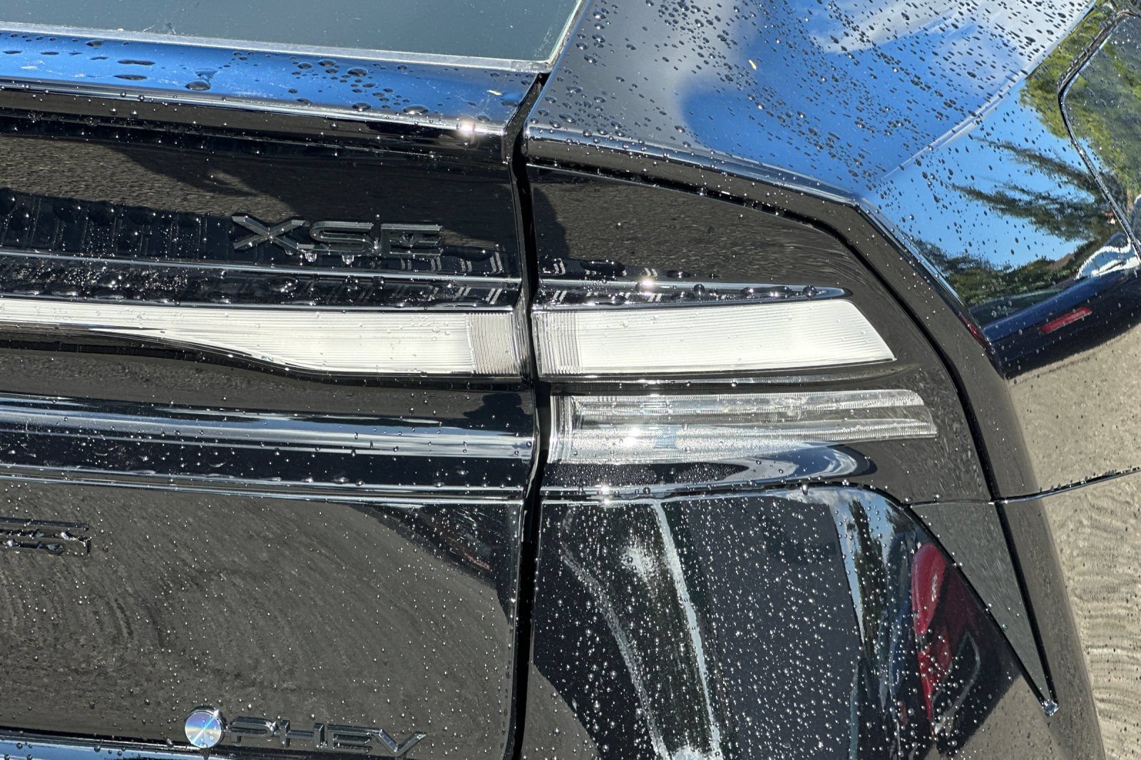New 2027 Toyota Prius Plug-In Hybrid FWD image 32