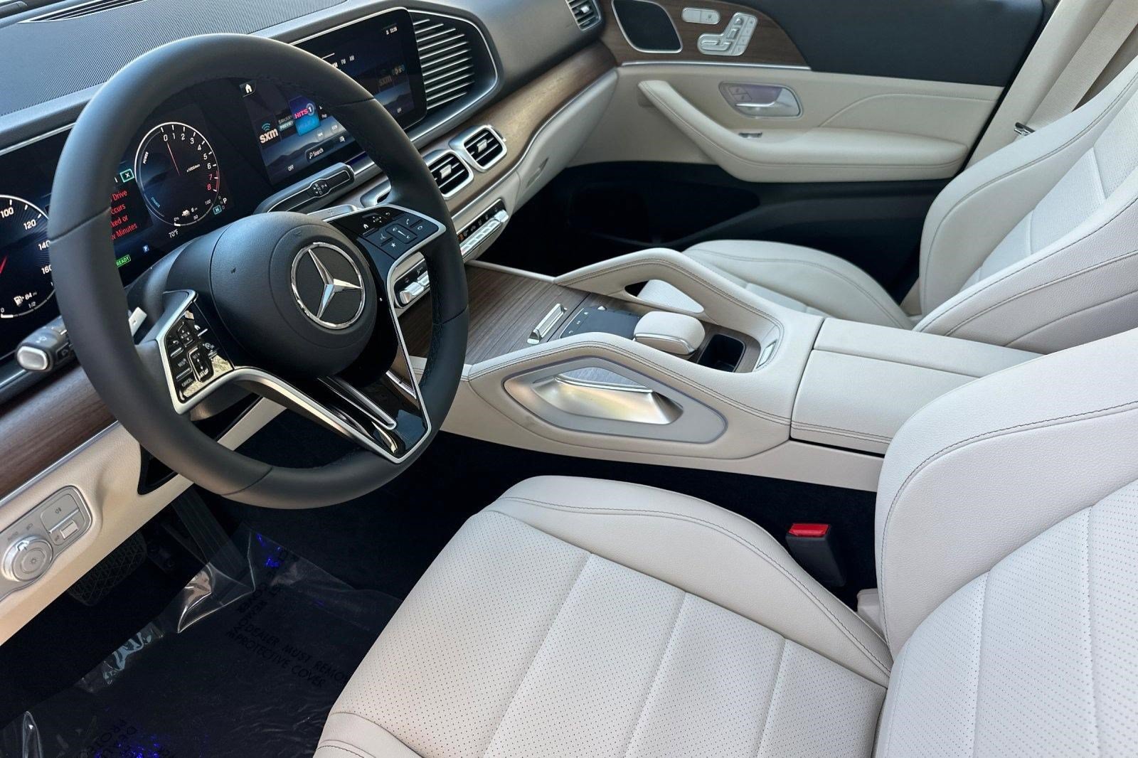 New 2026 Mercedes-Benz GLE 450e 4MATIC image 4