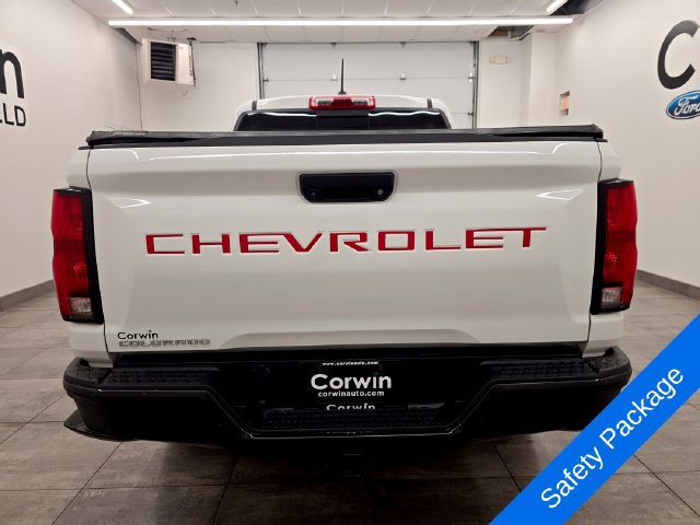 Used 2024 Chevrolet Colorado Z71 w/ Z71 Convenience Package 2 AWD/4WD image 4