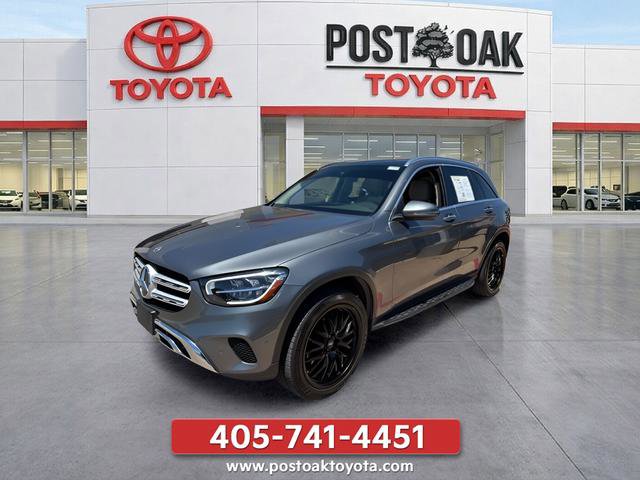 Used 2021 Mercedes-Benz GLC 300 4MATIC image 3