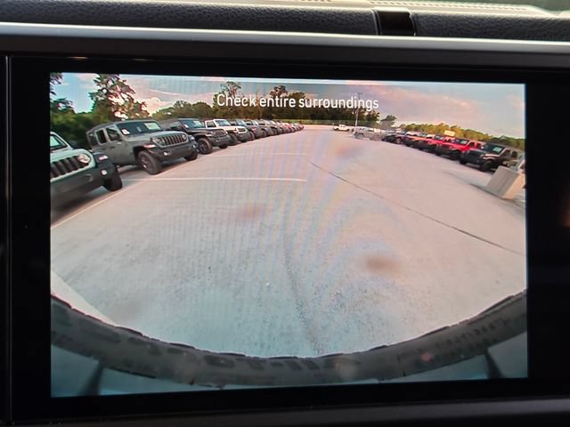 New 2026 Jeep Wrangler Unlimited Sport w/ Dual Top Group AWD/4WD image 18