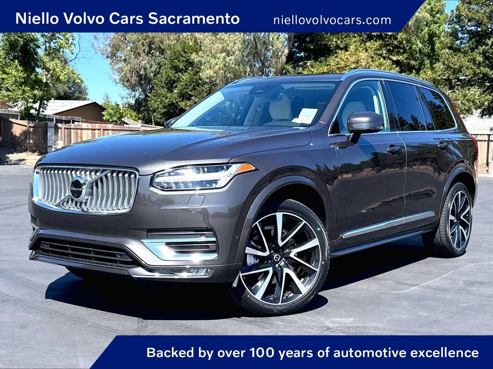 Used 2023 Volvo XC90 B6 Plus w/ Protection Package Premier