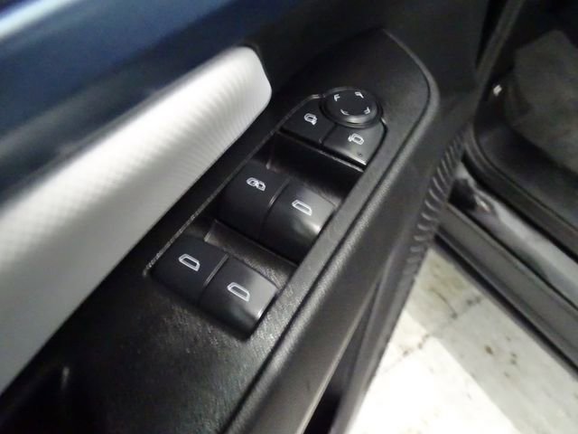 Used 2025 Chevrolet Equinox EV LT image 9