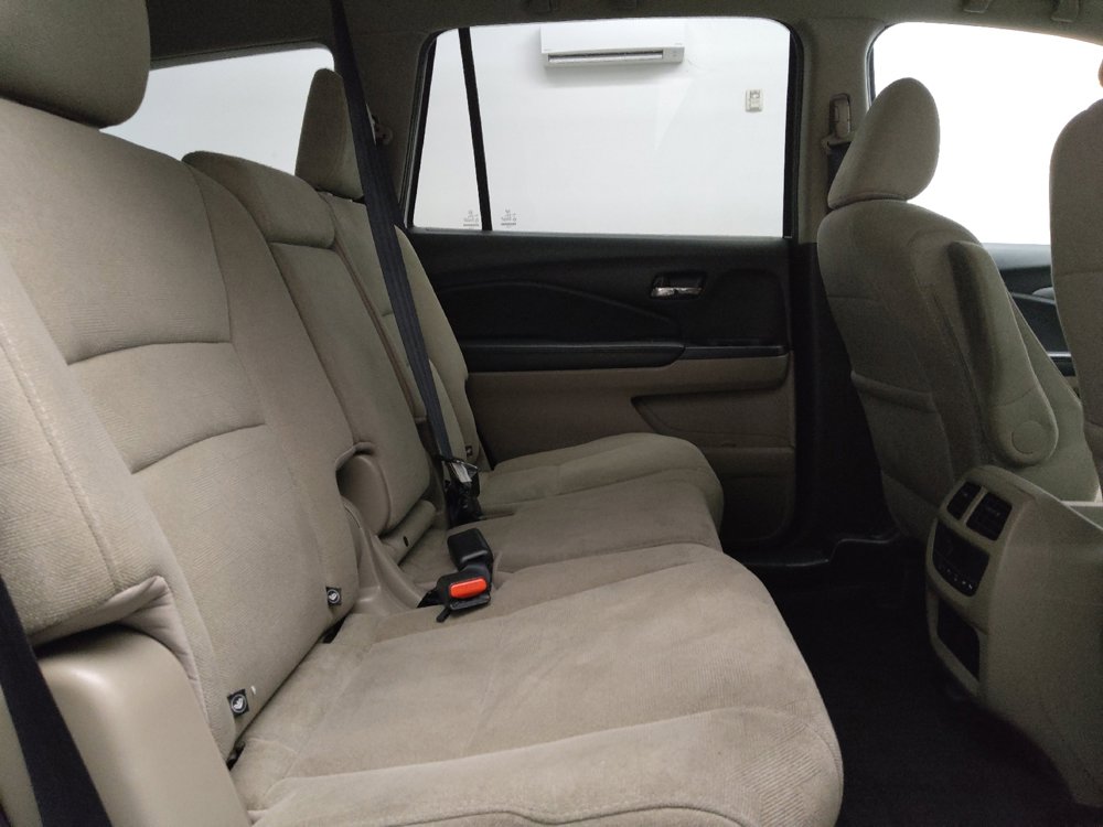 Used 2021 Honda Pilot EX image 19