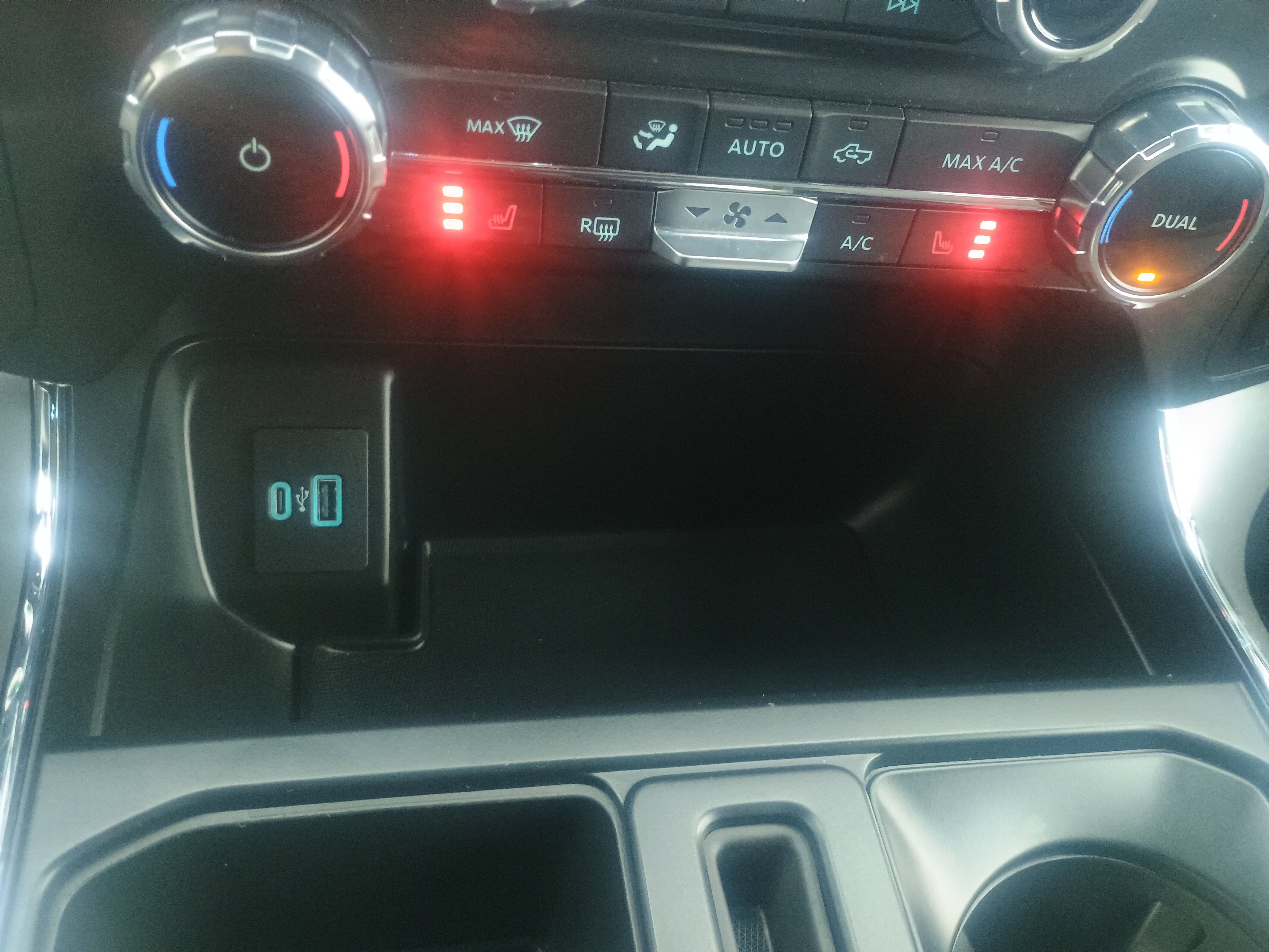 Certified 2022 Ford F150 XLT w/ Equipment Group 302A High image 26