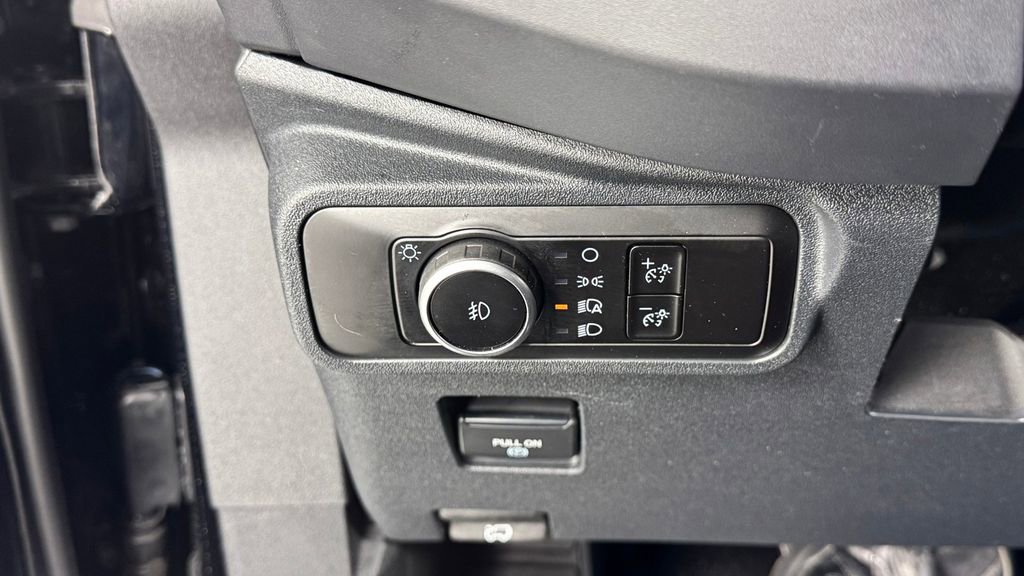Used 2025 Ford Bronco Badlands AWD/4WD image 34
