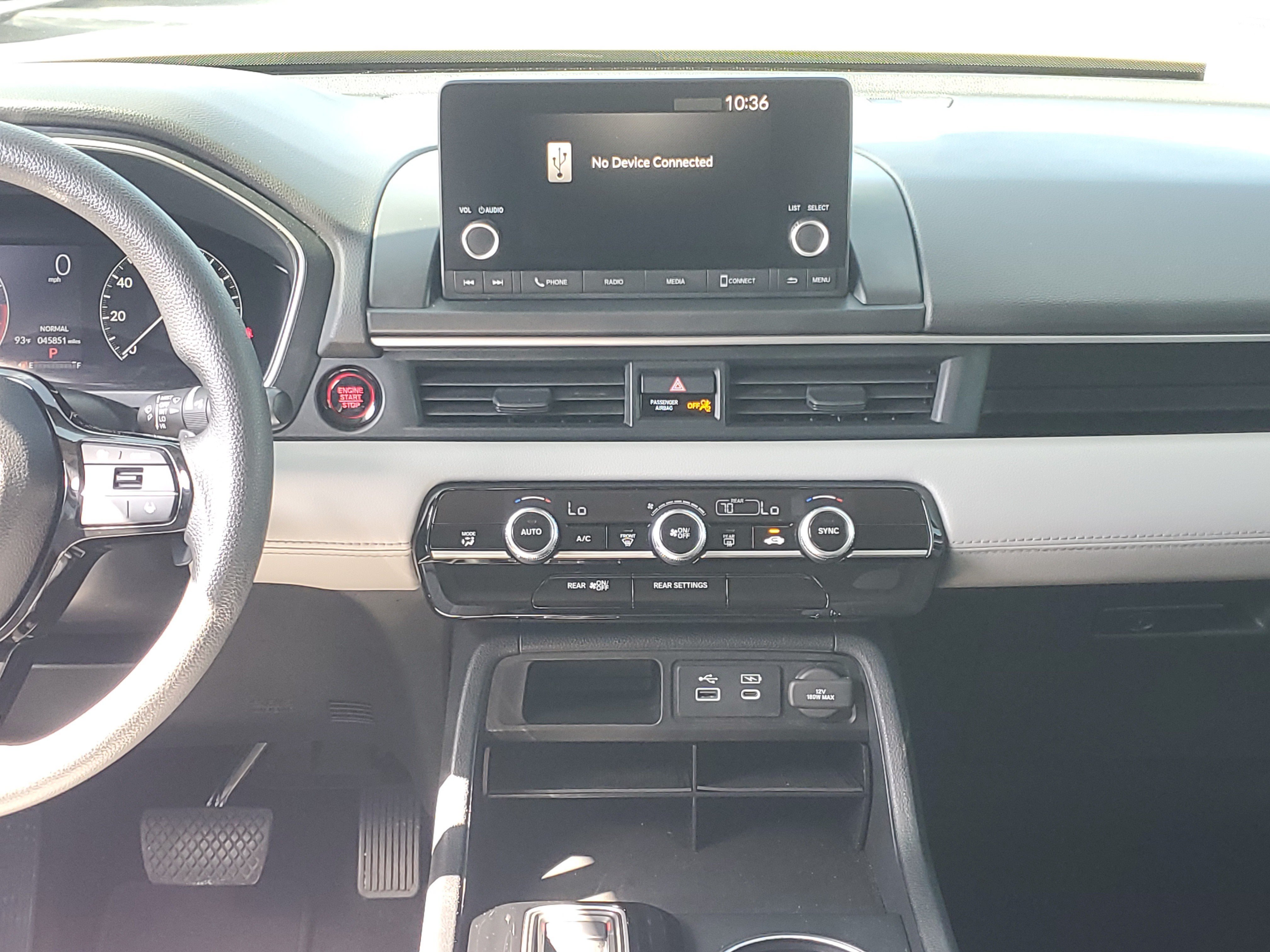 Used 2023 Honda Pilot LX image 17