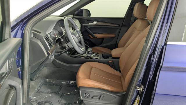Used 2023 Audi Q5 2.0T Premium w/ Convenience Package AWD/4WD image 13