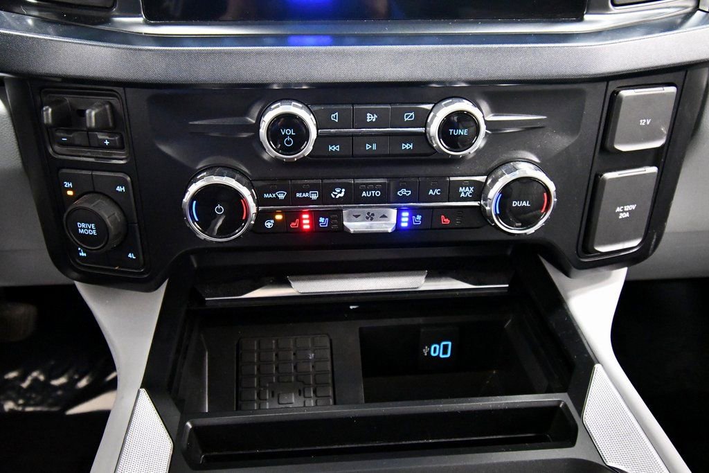 Used 2024 Ford F350 Limited AWD/4WD image 26