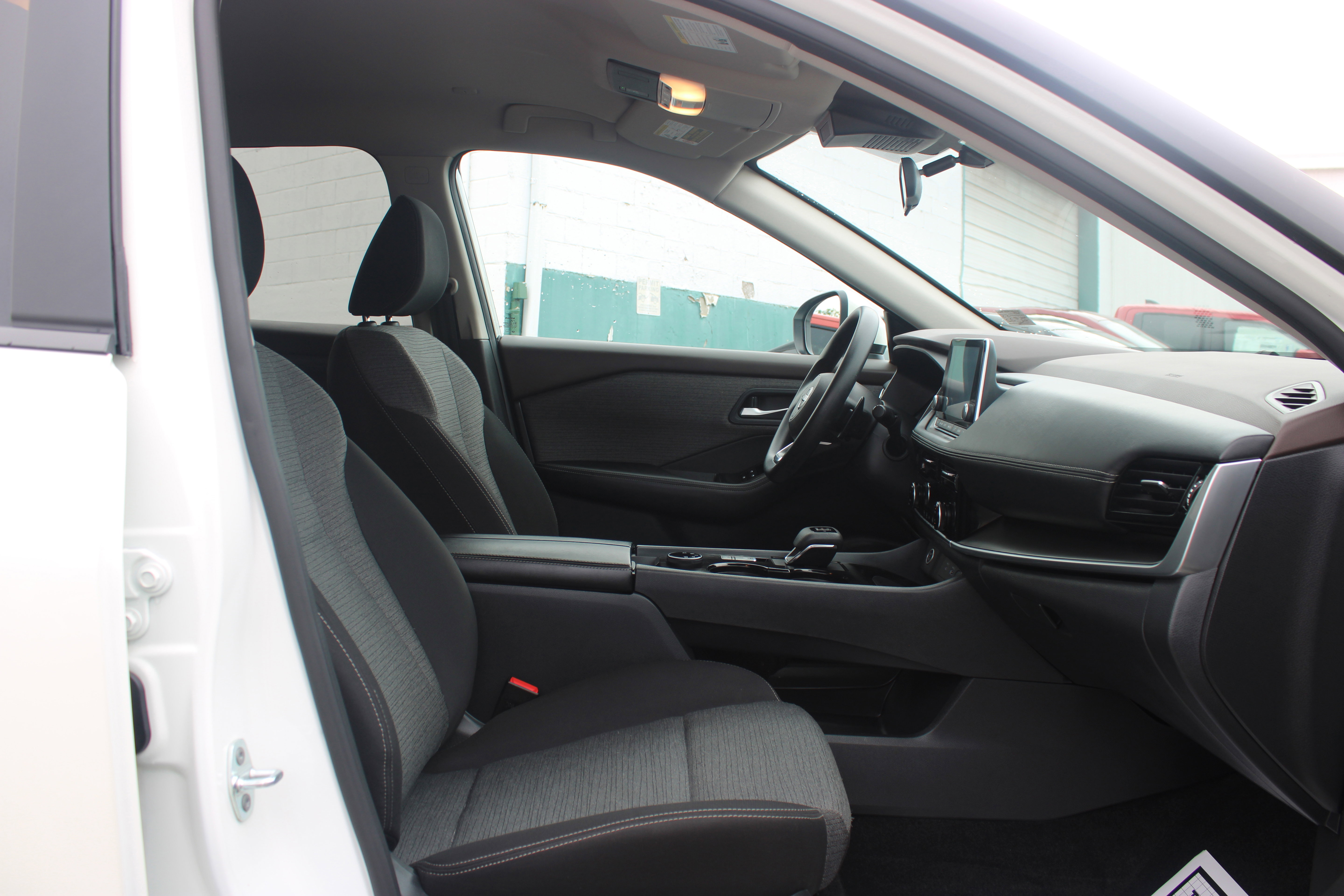 Certified 2023 Nissan Rogue SV image 14