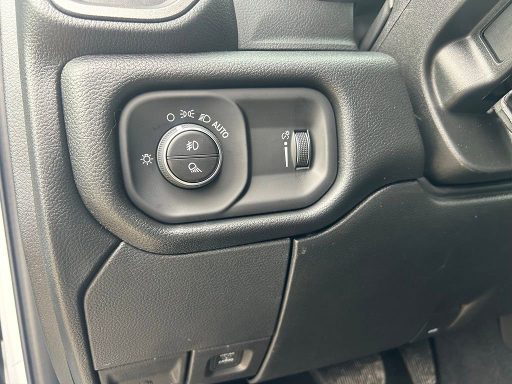New 2026 RAM 3500 Tradesman AWD/4WD image 12