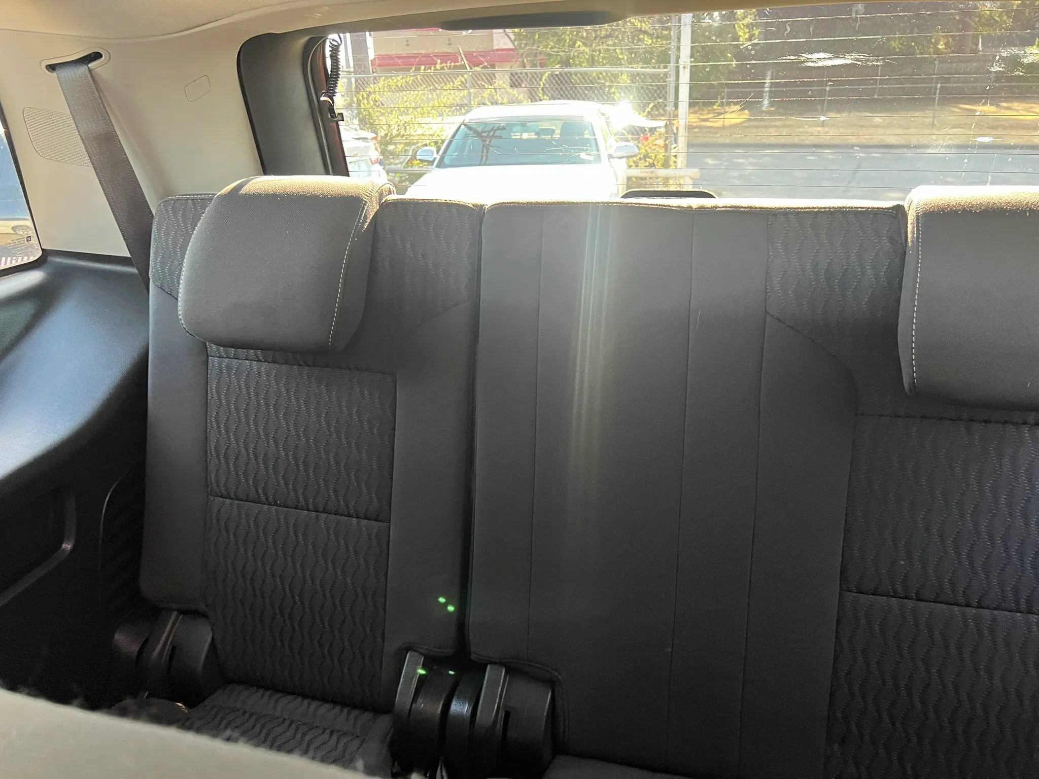 Used 2018 GMC Yukon SLE w/ SLE Value Package AWD/4WD image 15
