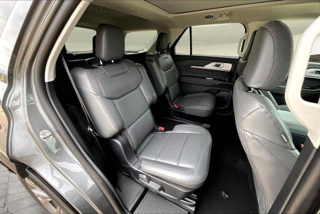 New 2026 Ford Explorer Active w/ Active Comfort Package image 24