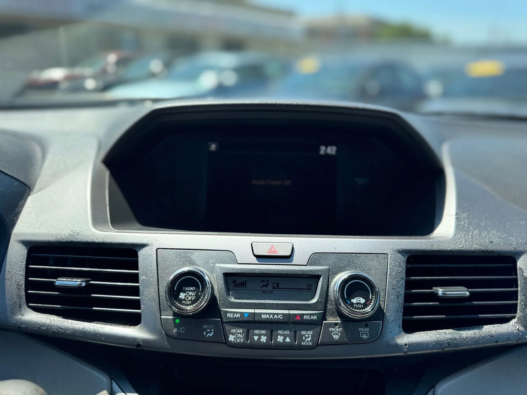 Used 2015 Honda Odyssey LX image 21