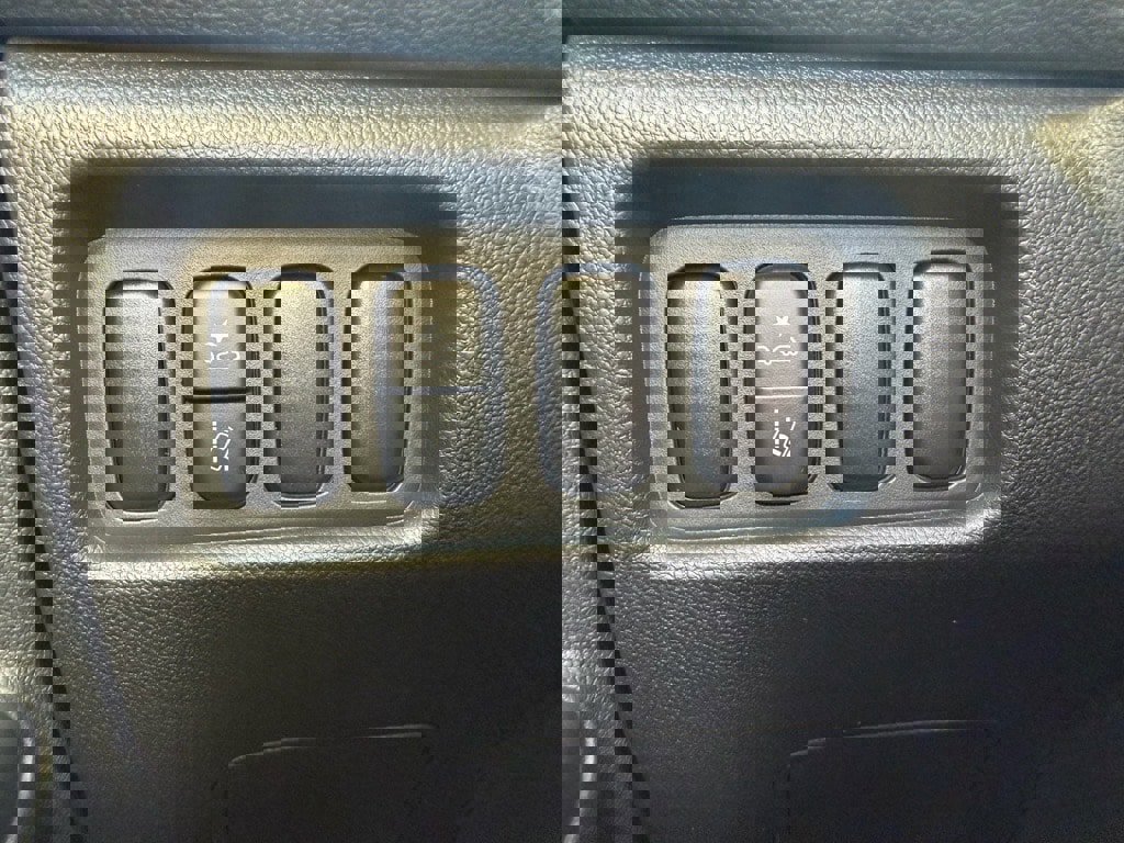 New 2025 Mitsubishi Outlander Sport ES image 22